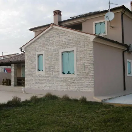 Happy Villa Juršići